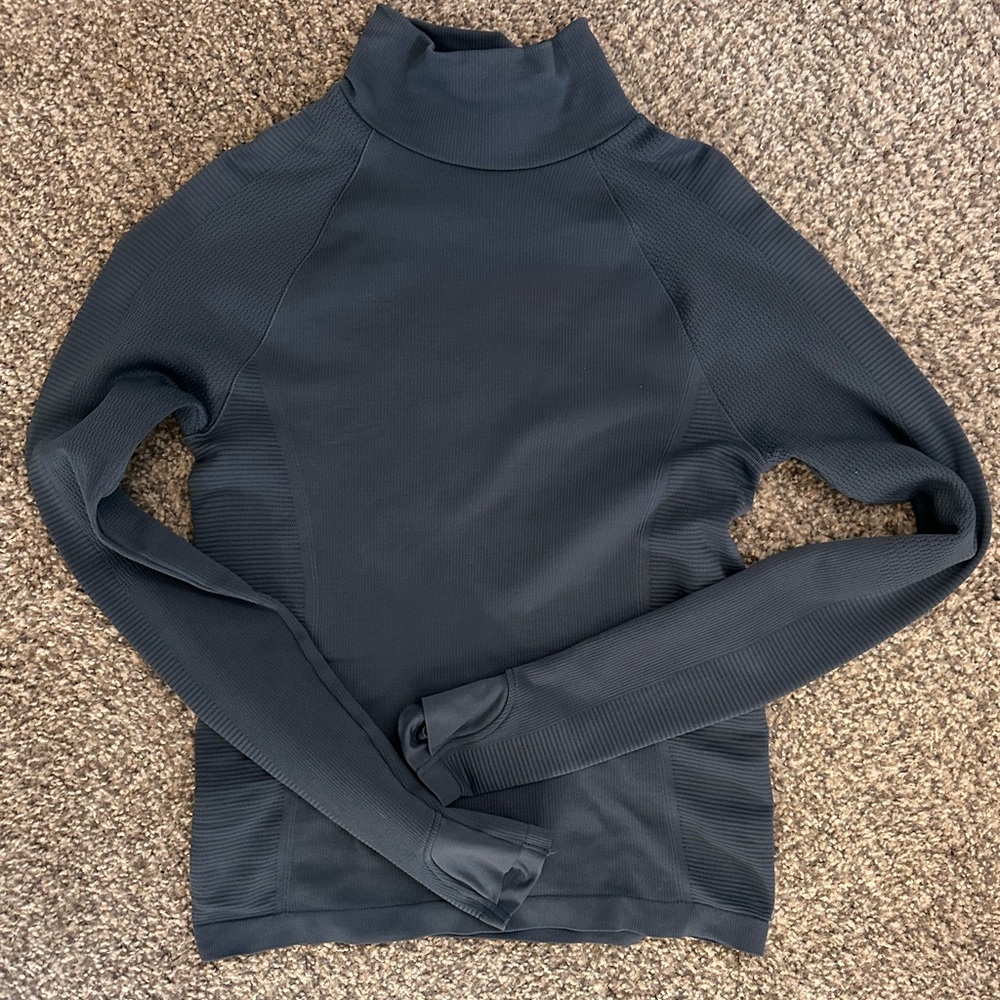 Athleta flurry seamless turtleneck top